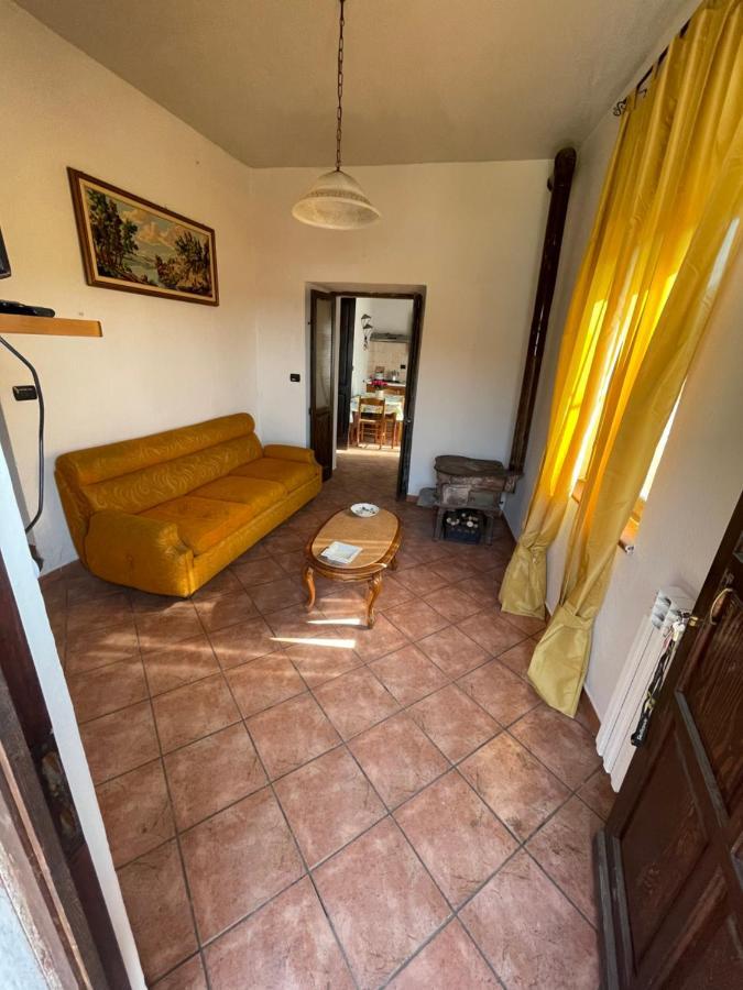 The Second Luzieth'S Home Lesegno Экстерьер фото